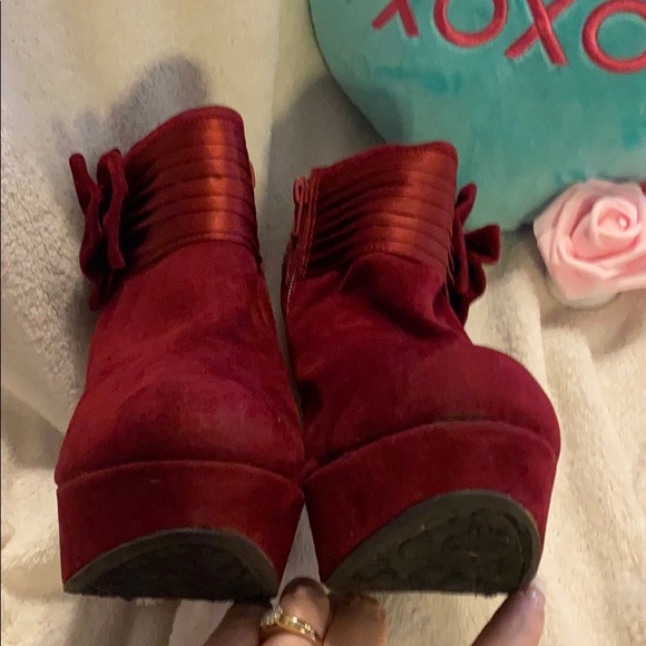 Sold to autumnallen562 Bamboo red velvet booties - Picture 11 of 11